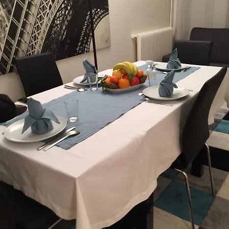 Апартаменты Suites Elysees Montaigne *