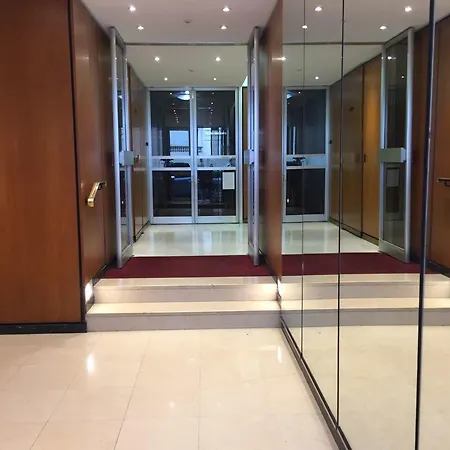 Suites Elysees Montaigne *